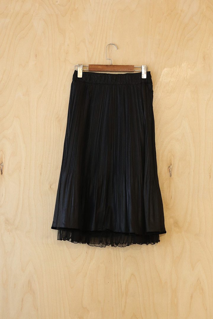 DH | Pleated Long Skirt (M)