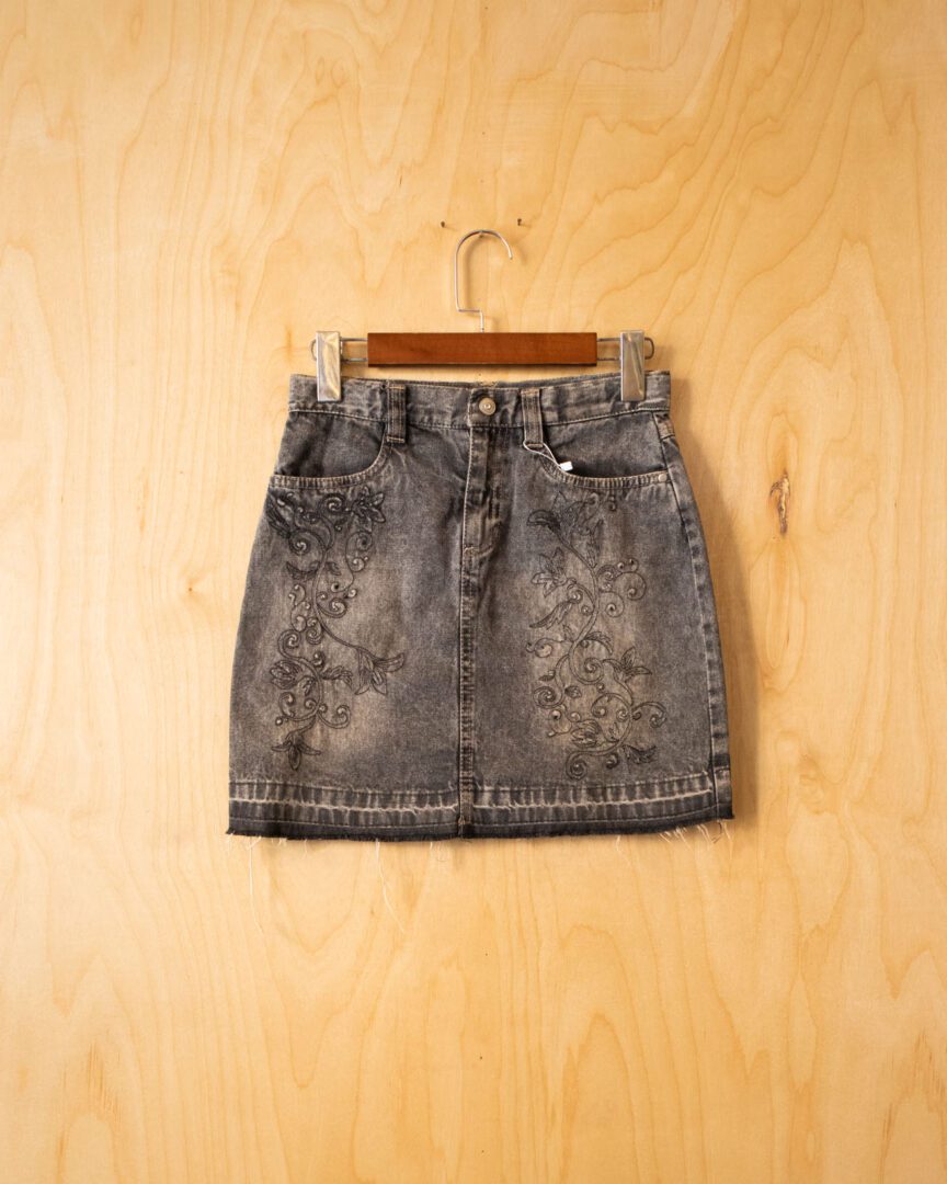 DH | Lucky Eight Denim Skirt (Gray, 26)