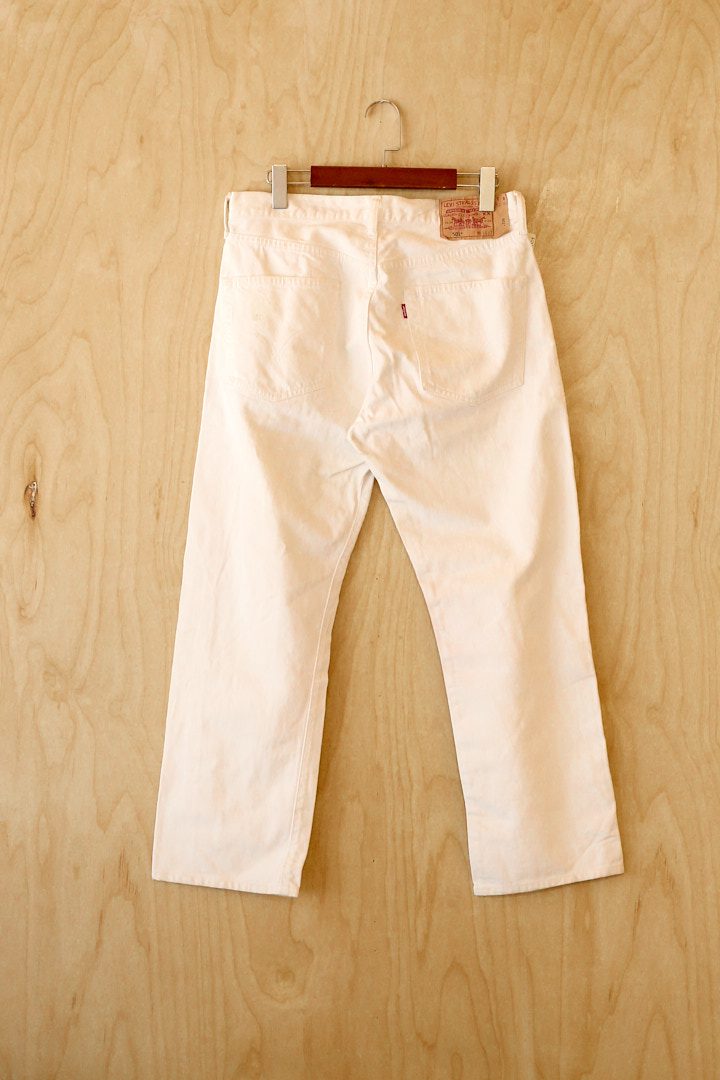 DH | 501 Levis Denim Pants (32, White)