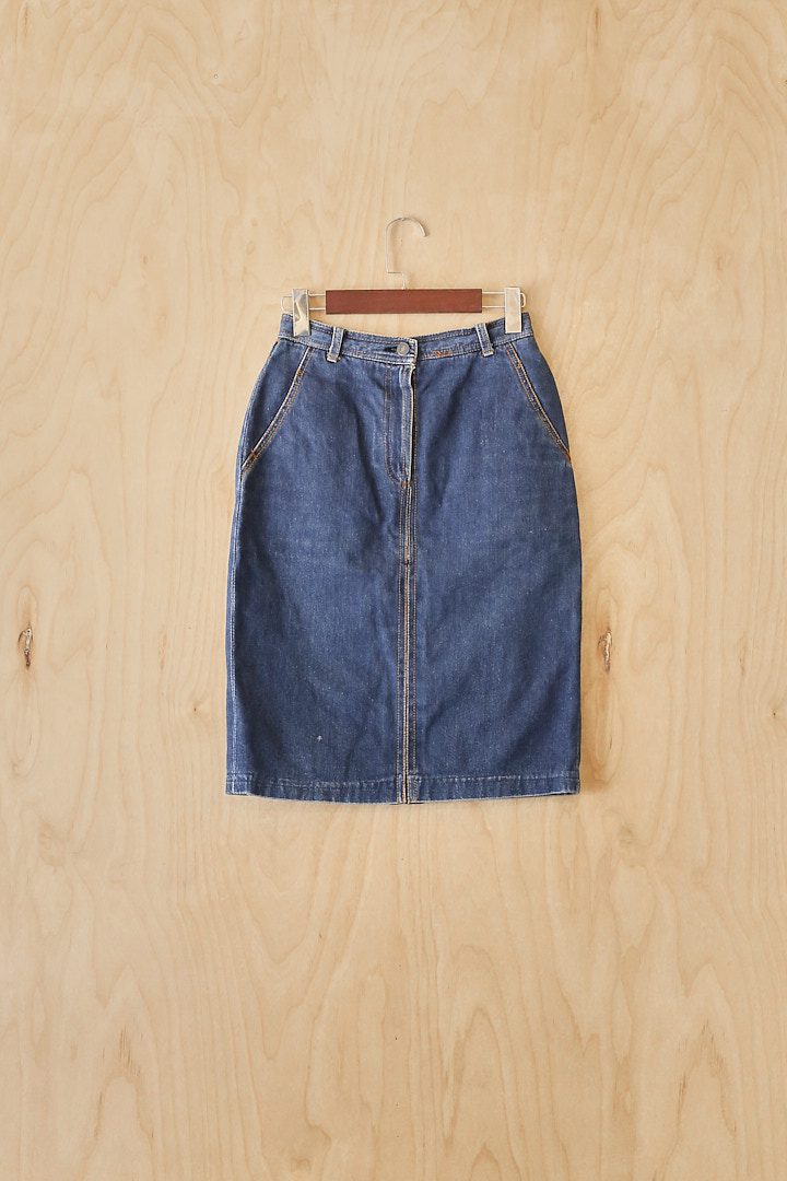 DH | Levis Denim Skirt  (26, Indigo )