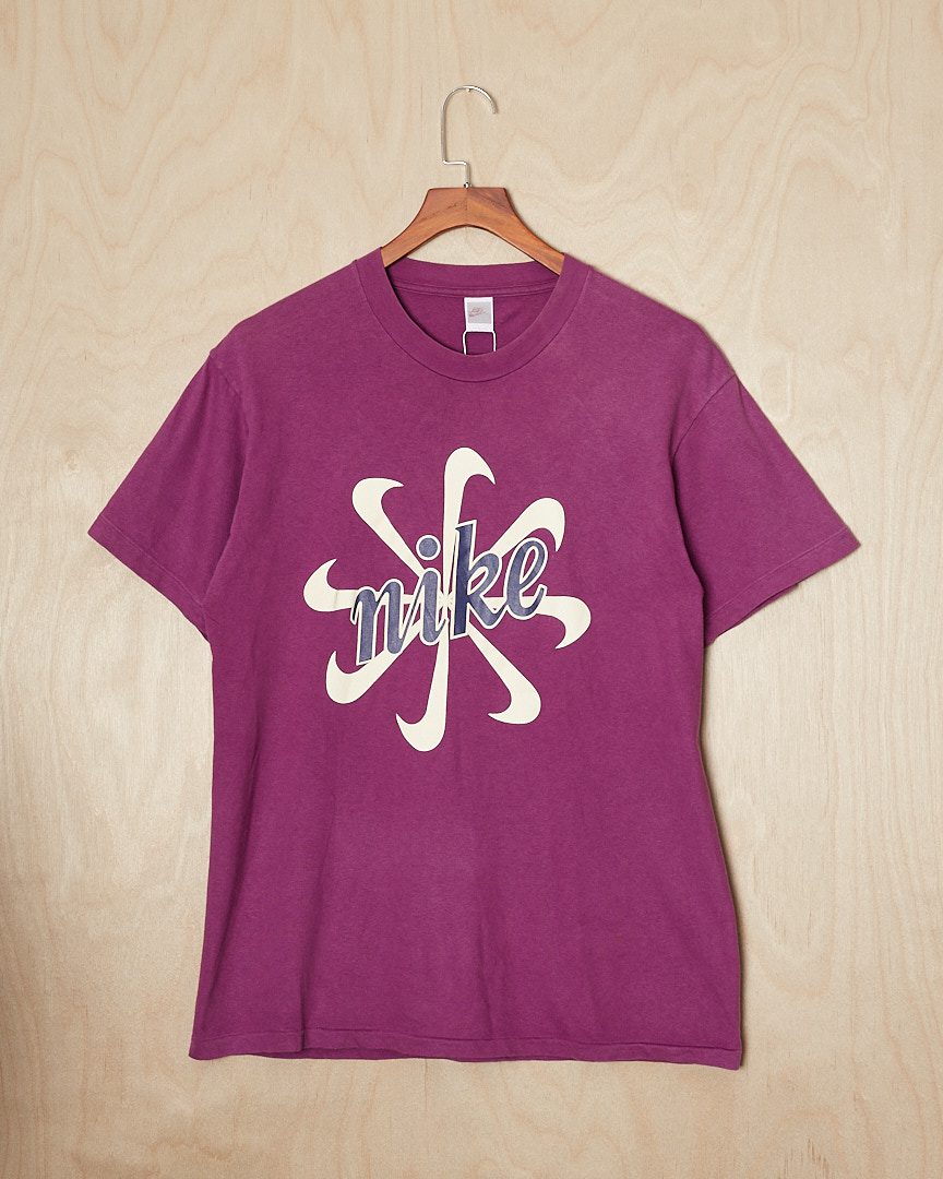 DH | Nike T-shirt (L, Purple)