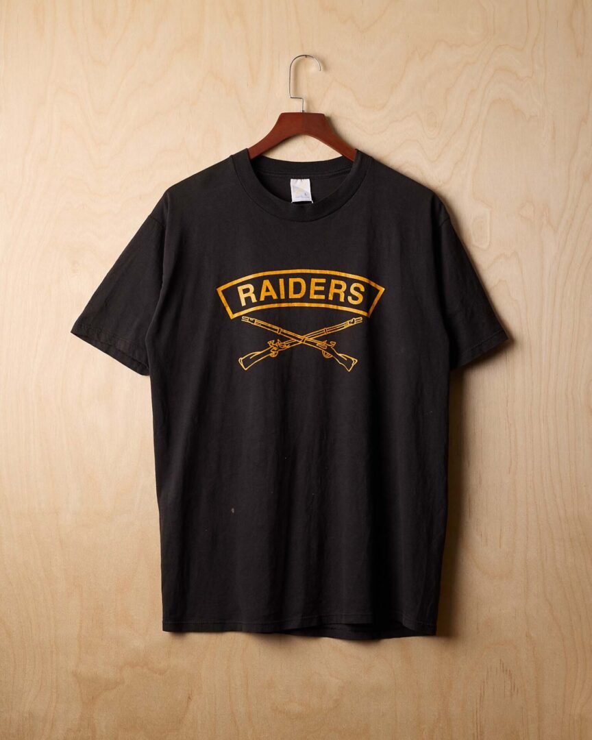 Raider T-shirt  (L, Black)