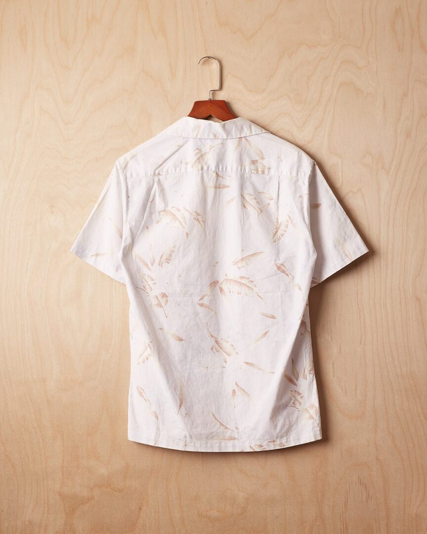 DH | Hilo Hattie Hawaii Shirt (L)