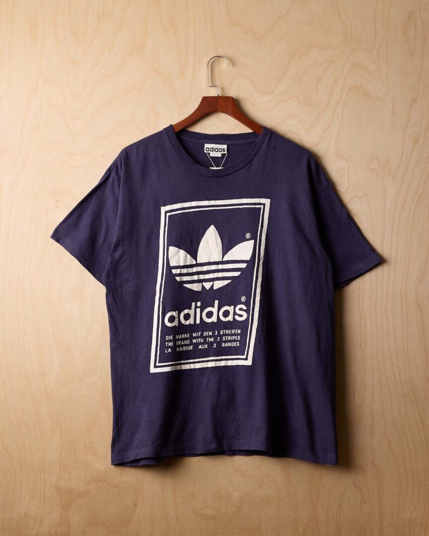 Vintage Adidas T-shirt (L, Navy)